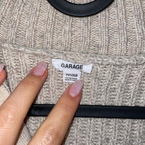 CROPPED QUARTER ZIP GARAGE SWEATER - Picture 4 of 6